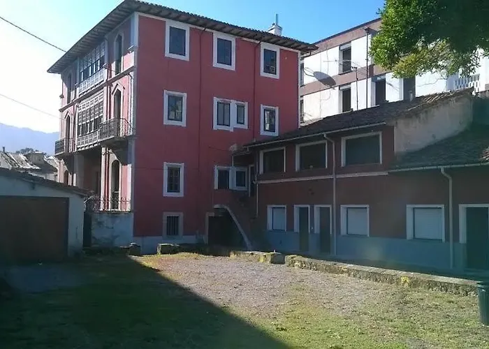 Albergue La Casona Del Peregrino
