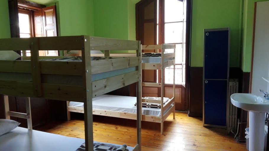 La Casona Del Peregrino Hostel *